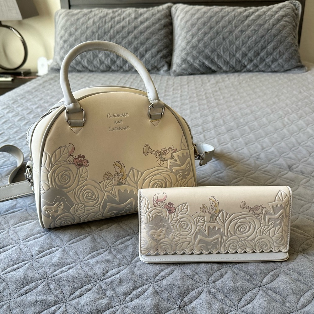 Alice in Wonderland Embossed Loungefly Purse and Wallet set